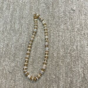 Pearl and gold Necklace